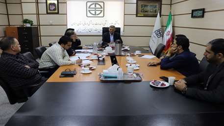 برگزاری جلسه کمیته بهره‌وری نیروی انسانی دانشگاه علوم پزشکی سمنان با هدف ارتقای توانمندی‌های سازمانی